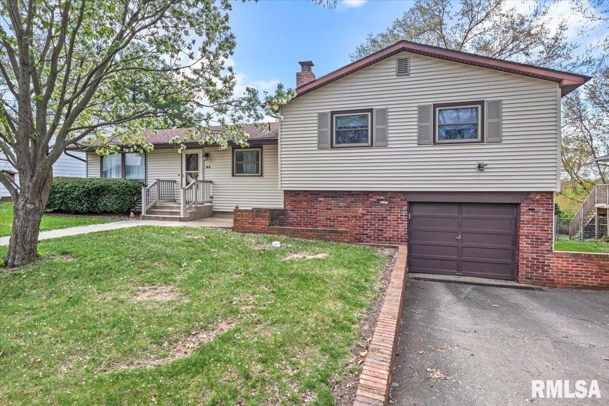 44 Pinto Drive Springfield, IL 62702 - Photo 1 of 37