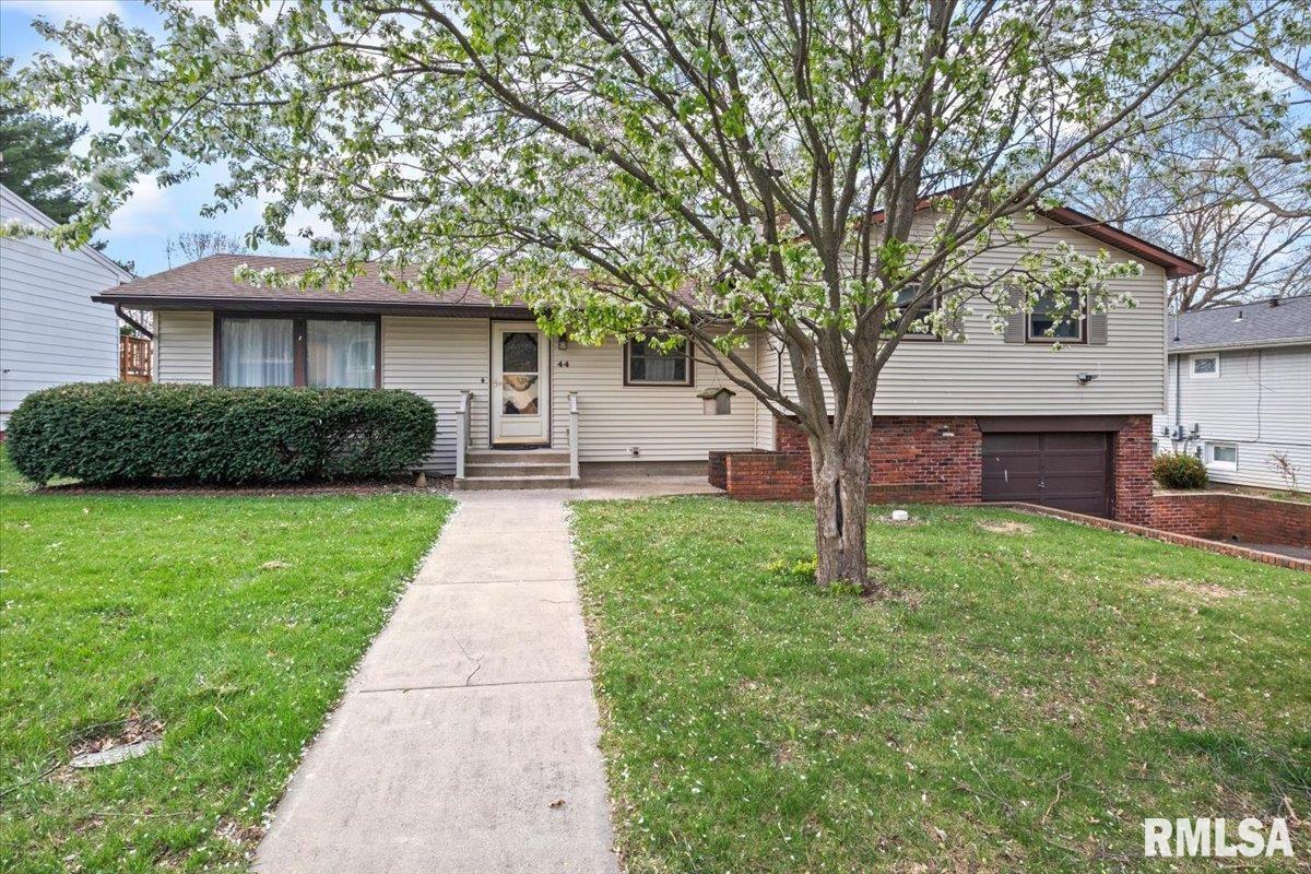 44 Pinto Drive Springfield, IL 62702 - Photo 4 of 37