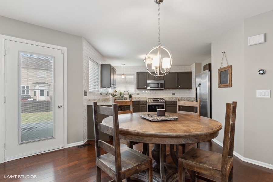 1700 Golden Ridge Drive Plainfield, IL 60586 - Photo 6 of 21