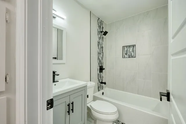 $2,000 | 1702 Wagon Gap Drive, Round Rock, TX 78681