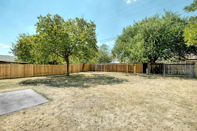 $2,000 | 1702 Wagon Gap Drive, Round Rock, TX 78681