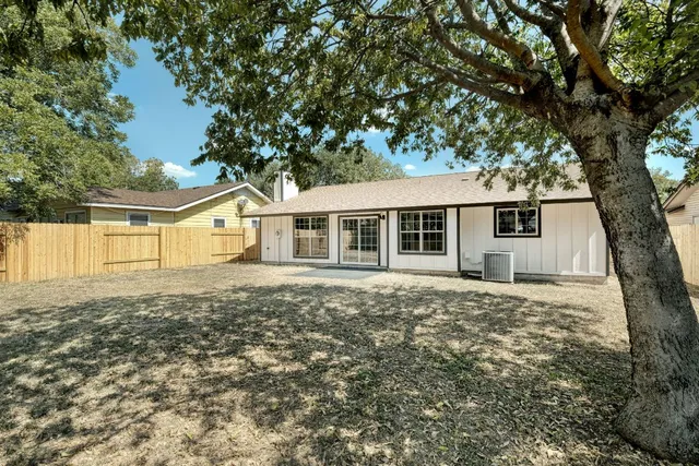 $2,000 | 1702 Wagon Gap Drive, Round Rock, TX 78681