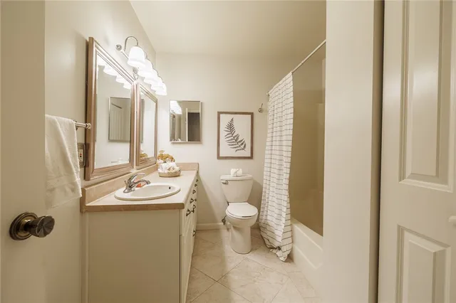 $199,900 | 3153 East Cedarbush Drive, Canandaigua Town, NY 14424