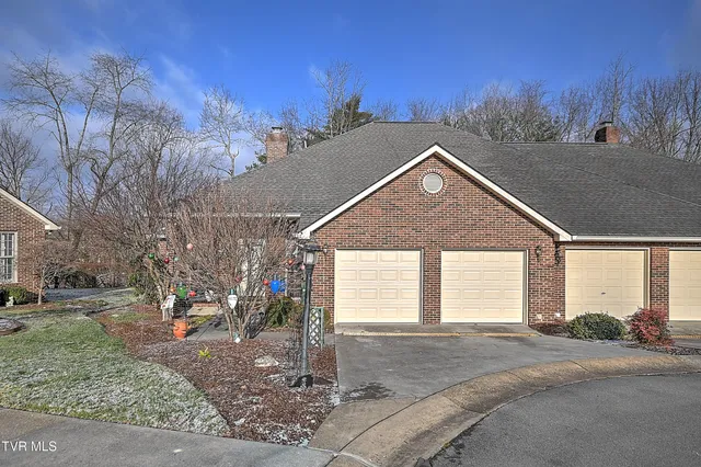 $319,900 | 42 Platinum Court, Unit 42, Johnson City, TN 37604