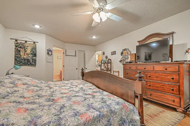 $319,900 | 42 Platinum Court, Unit 42, Johnson City, TN 37604