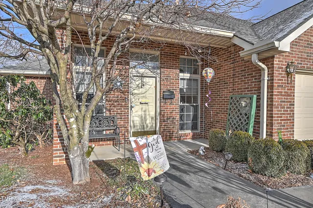 $319,900 | 42 Platinum Court, Unit 42, Johnson City, TN 37604