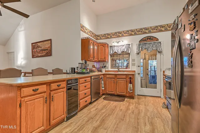 $319,900 | 42 Platinum Court, Unit 42, Johnson City, TN 37604