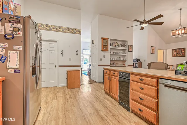 $319,900 | 42 Platinum Court, Unit 42, Johnson City, TN 37604