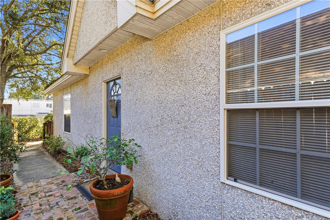 180 Palm Street St. Simons Island, GA 31522 - Photo 3 of 17 Front Door view 2
