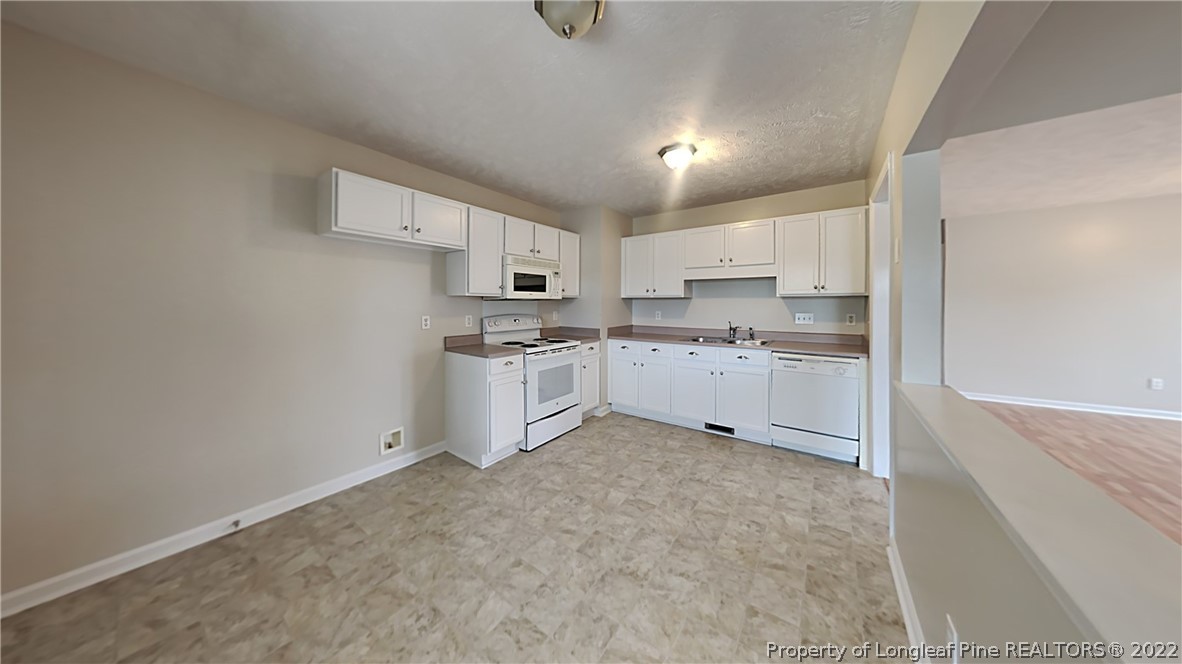 3849 Harden Road Hope Mills, NC 28348 - Photo 6 of 15 Gallery Image 6