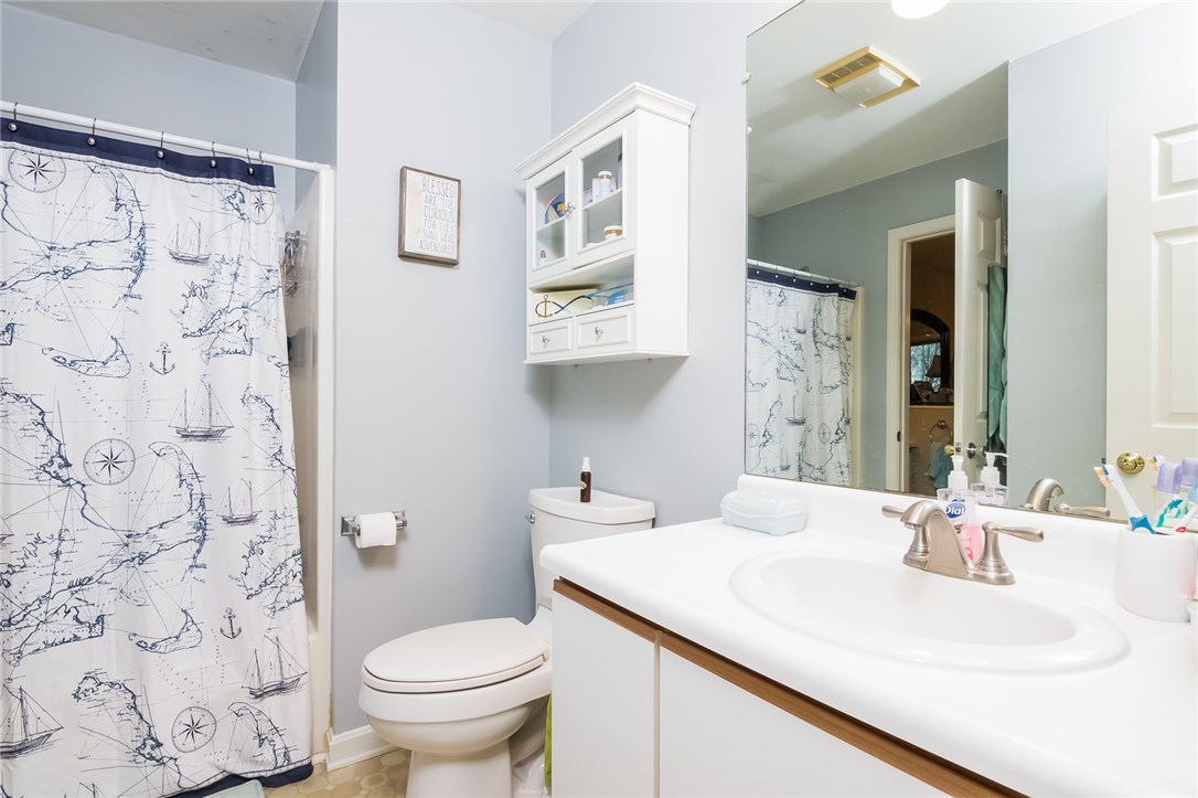 1029 Boston Neck Road, Unit 4 Narragansett, RI 02882 - Photo 15 of 23