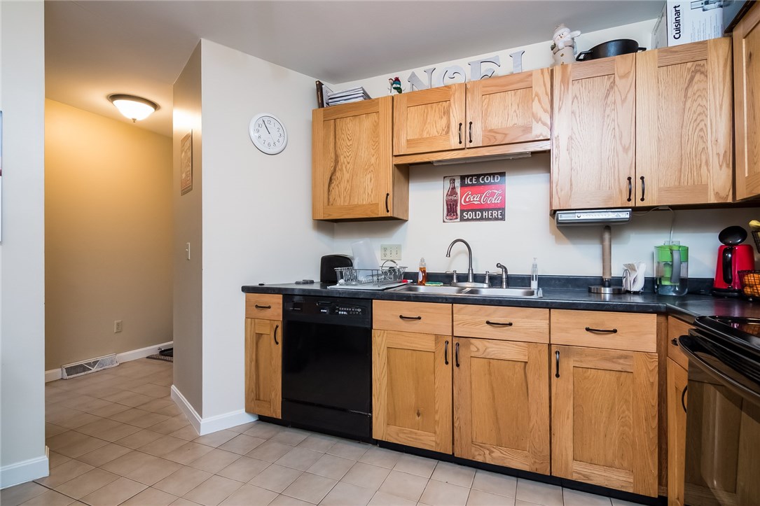 1029 Boston Neck Road, Unit 4 Narragansett, RI 02882 - Photo 10 of 23