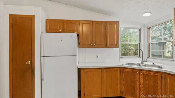 $214,900 | 26877 Arrowhead Cove Drive, Rocky Mount, MO 65072