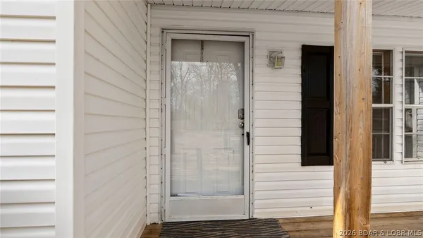 $214,900 | 26877 Arrowhead Cove Drive, Rocky Mount, MO 65072