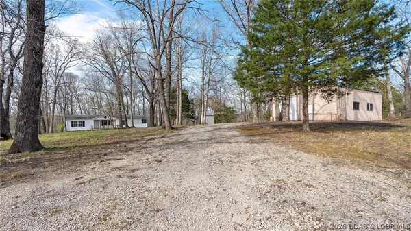 $214,900 | 26877 Arrowhead Cove Drive, Rocky Mount, MO 65072