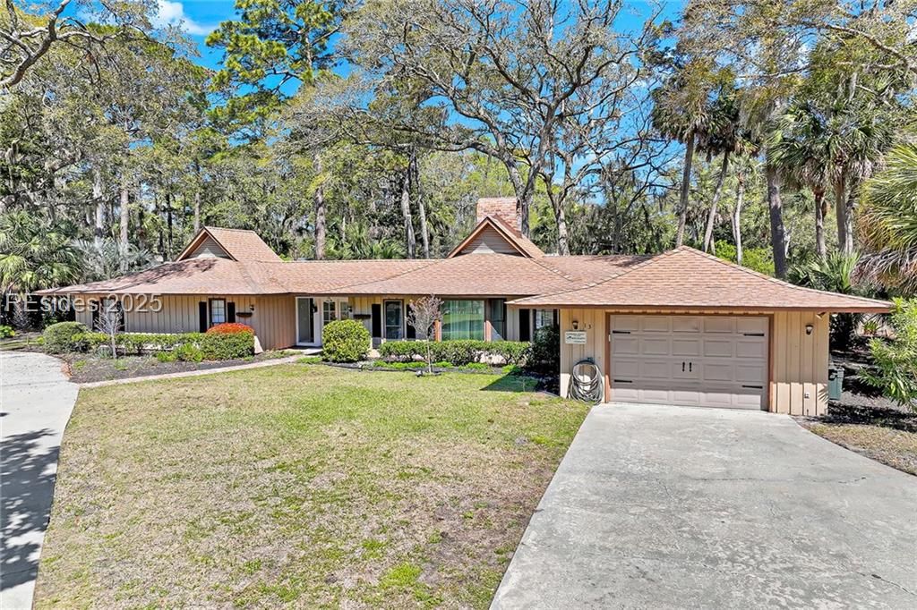 13 Mallard Road Hilton Head Island, SC 29928 - Photo 1 of 44