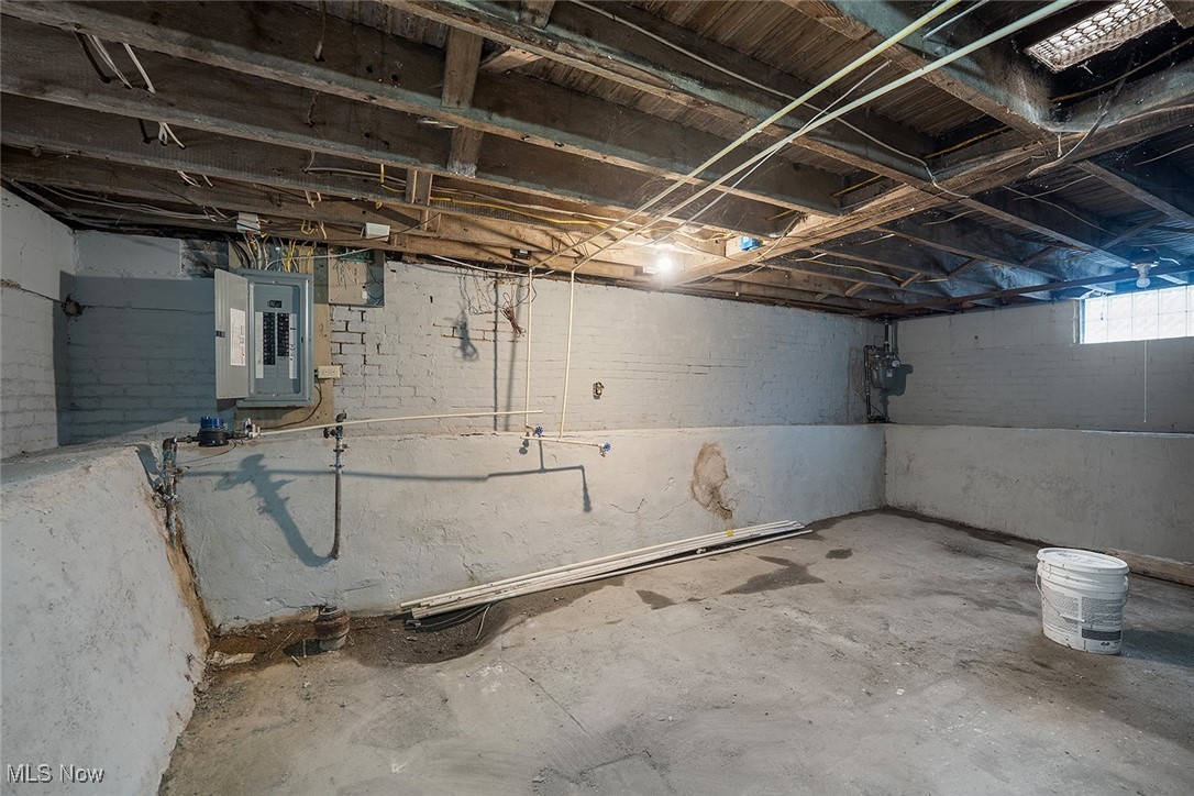 1206 Diagonal Road Akron, OH 44320 - Photo 25 of 28 Below grade area with electric panel