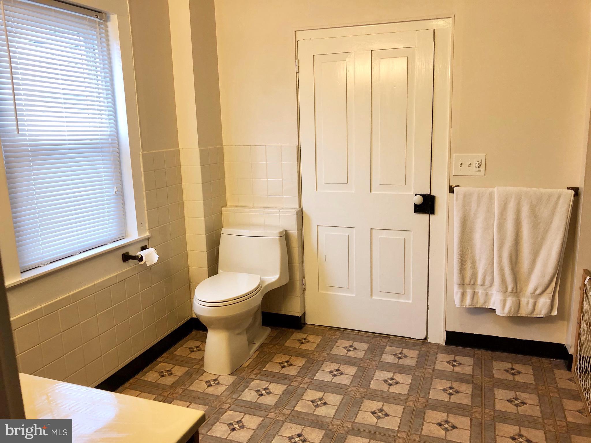 14 East Orange Street Lititz, PA 17543 - Photo 22 of 31