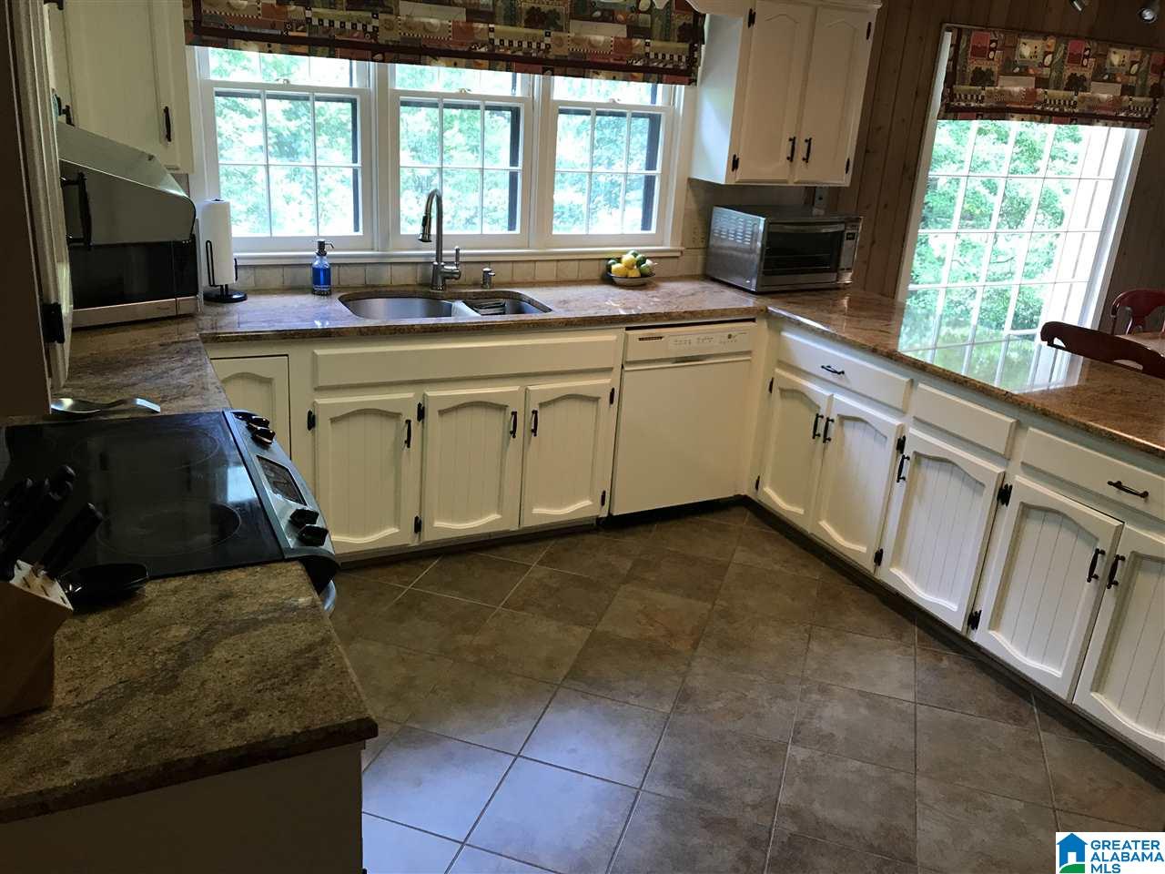 2425 Brook Run Birmingham, AL 35244 - Photo 12 of 48