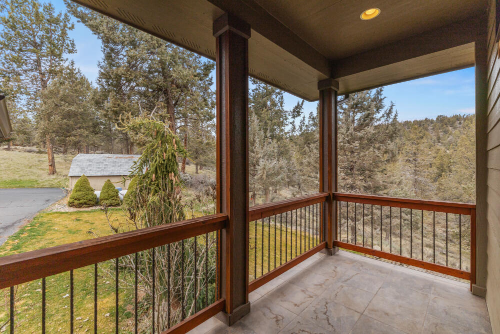 6447 Jake Road Klamath Falls, OR 97601 - Photo 46 of 59