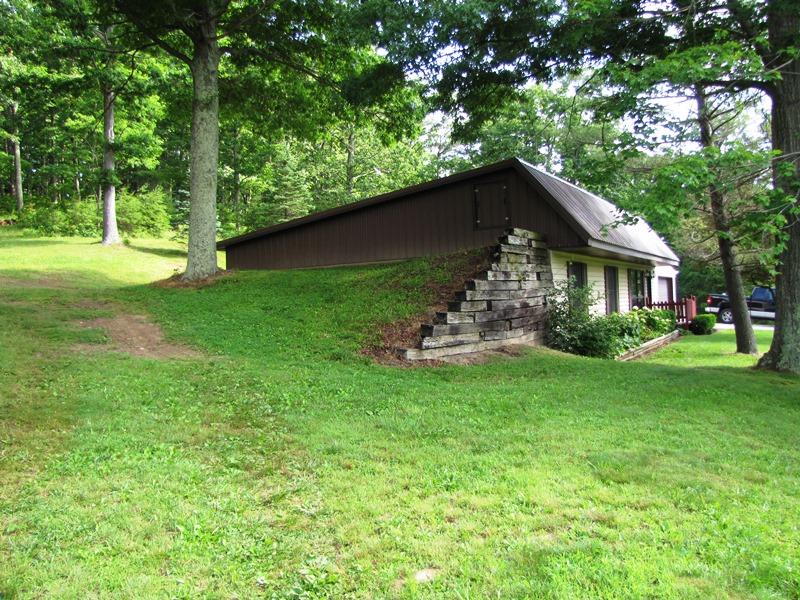 1135 Green Valley Road Peterstown, WV 24963 - Photo 14 of 46 Gallery Image 14