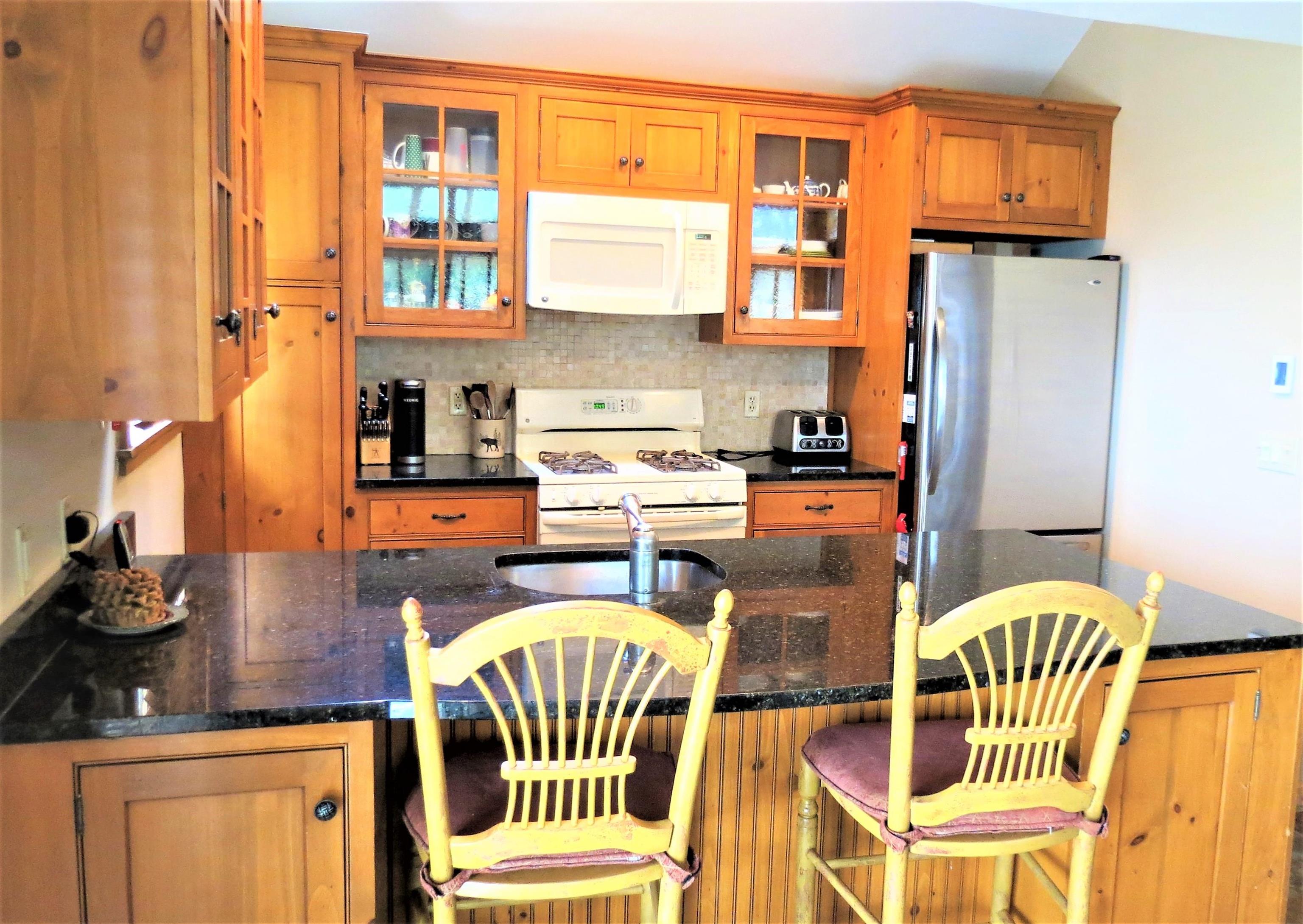 360 Okemo Trailside Road, Unit 37E Ludlow, VT 05149 - Photo 15 of 40