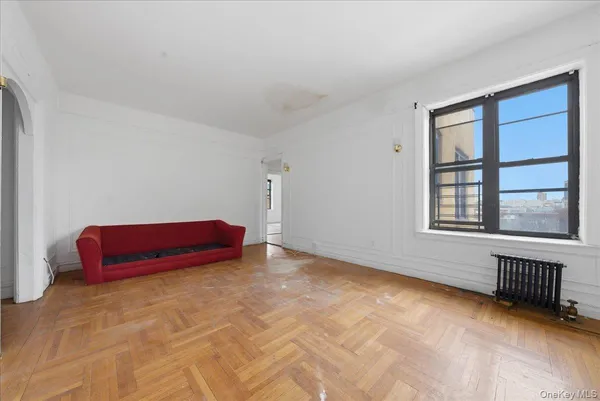 $138,000 | 1715 Nelson Avenue, Unit 6C | Morris Heights