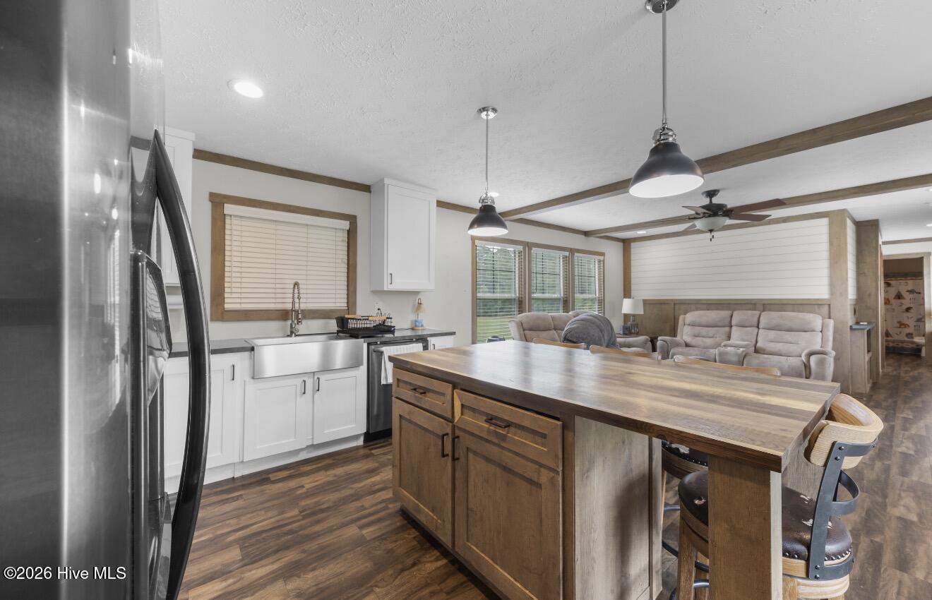 669 Cain Road Garland, NC 28441 - Photo 7 of 39