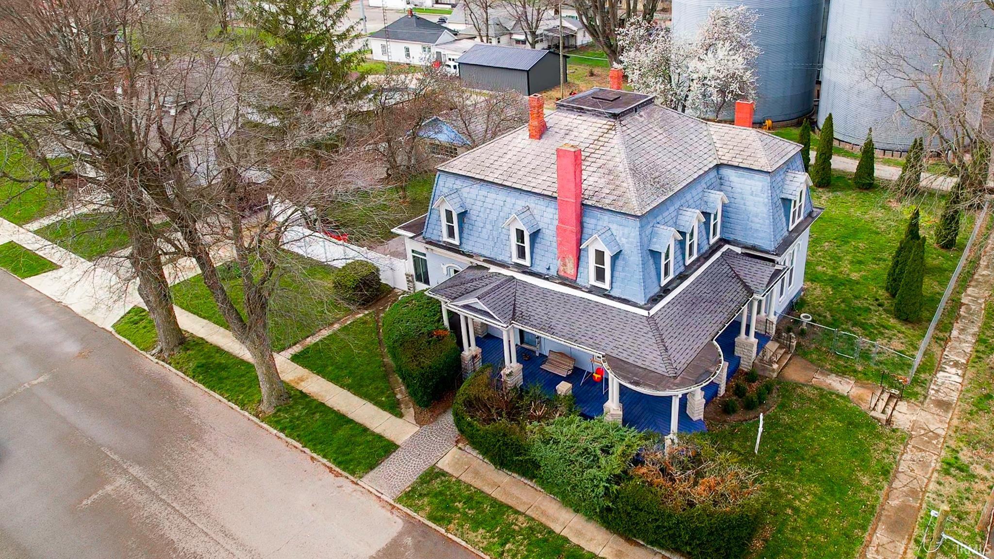 106 Grace Street Walton, IN 46994 - Photo 2 of 34
