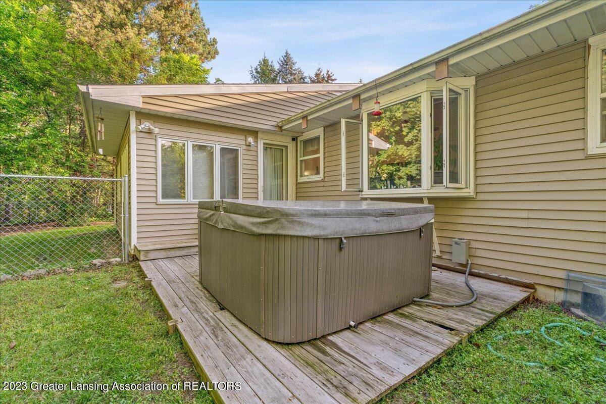 540 South Waverly Road Eaton Rapids, MI 48827 - Photo 34 of 50 33