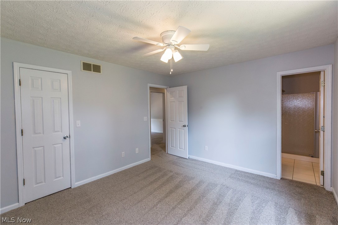 952 Emory Avenue Akron, OH 44310 - Photo 9 of 28 Gallery Image 9