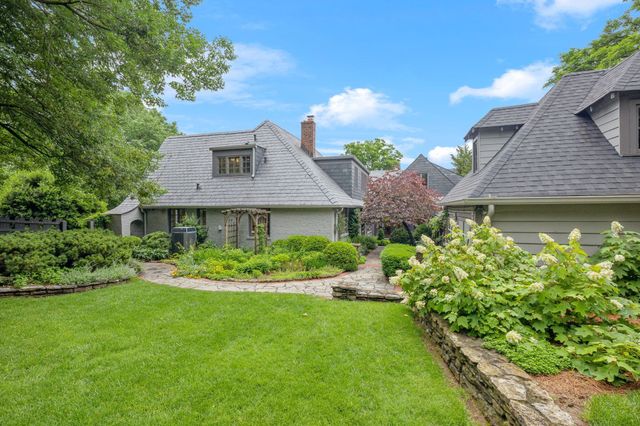$2,495,000 | 1715 Woodmont Boulevard, Nashville, TN 37215