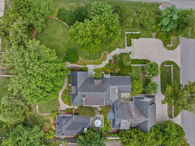 $2,495,000 | 1715 Woodmont Boulevard, Nashville, TN 37215