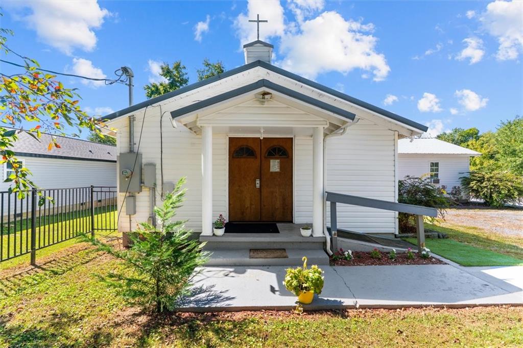 210 Hood Street Calhoun, GA 30701 - Photo 7 of 59