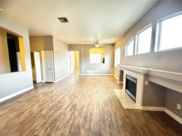 $2,095 | 1918 Thunder Ridge Circle, Henderson, NV 89012
