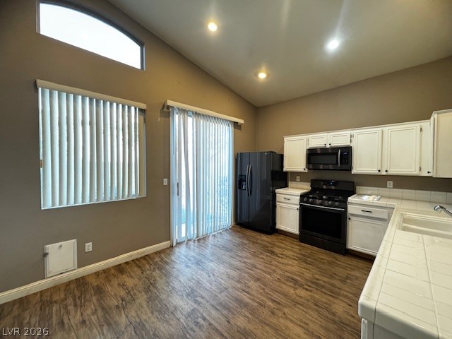 1918 Thunder Ridge Circle Henderson, NV 89012 - Photo 8 of 30
