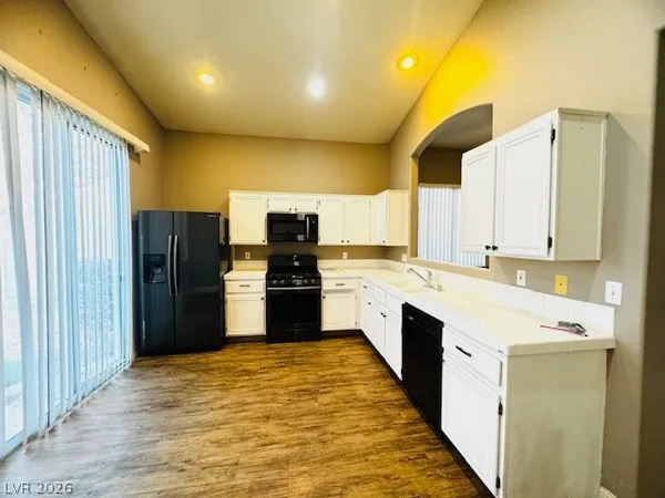 $2,095 | 1918 Thunder Ridge Circle, Henderson, NV 89012