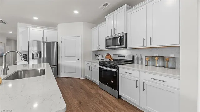 $477,175 | 104 Mary Montrose Boulevard, Jamestown, NC 27282