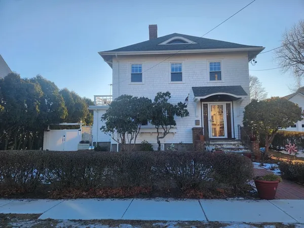 $4,000 | 76 Edgemere Road, Quincy, MA 02169