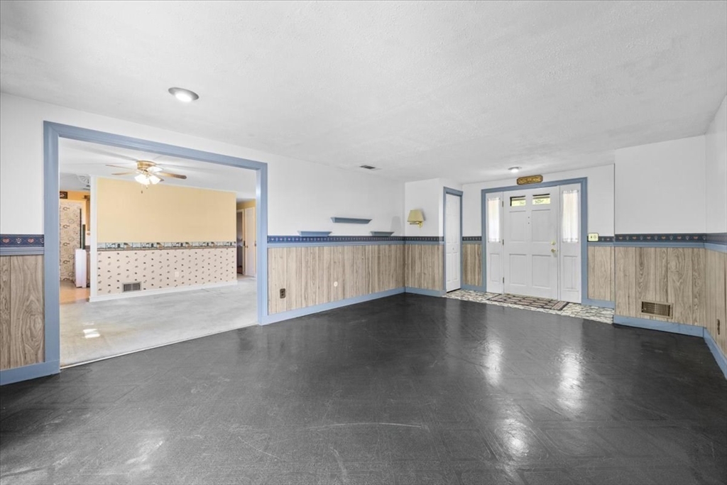 27 Nadine Road Brockton, MA 02302 - Photo 10 of 42