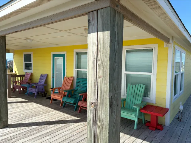 $725,000 | 2506 Howell, Crystal Beach, TX 77650