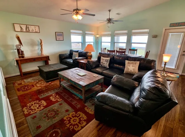 $725,000 | 2506 Howell, Crystal Beach, TX 77650