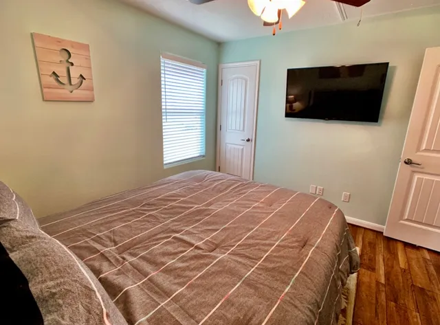 $725,000 | 2506 Howell, Crystal Beach, TX 77650