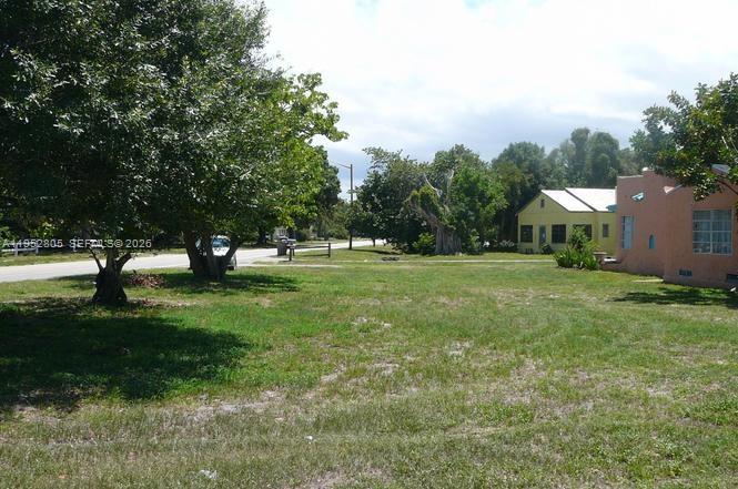 2405 Sunrise Boulevard Fort Pierce, FL 34982 - Photo 2 of 9