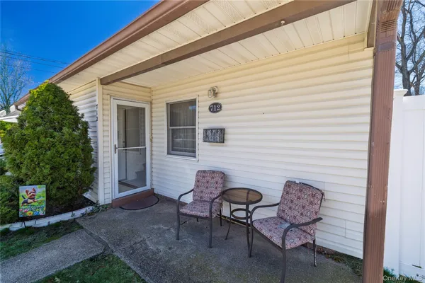 $640,000 | 712 Nightingale Road, West Hempstead, NY 11552