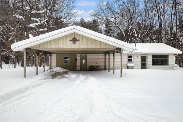 $295,000 | 57153 M-51 South, Dowagiac, MI 49047