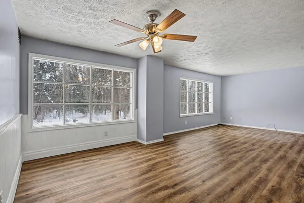 $295,000 | 57153 M-51 South, Dowagiac, MI 49047