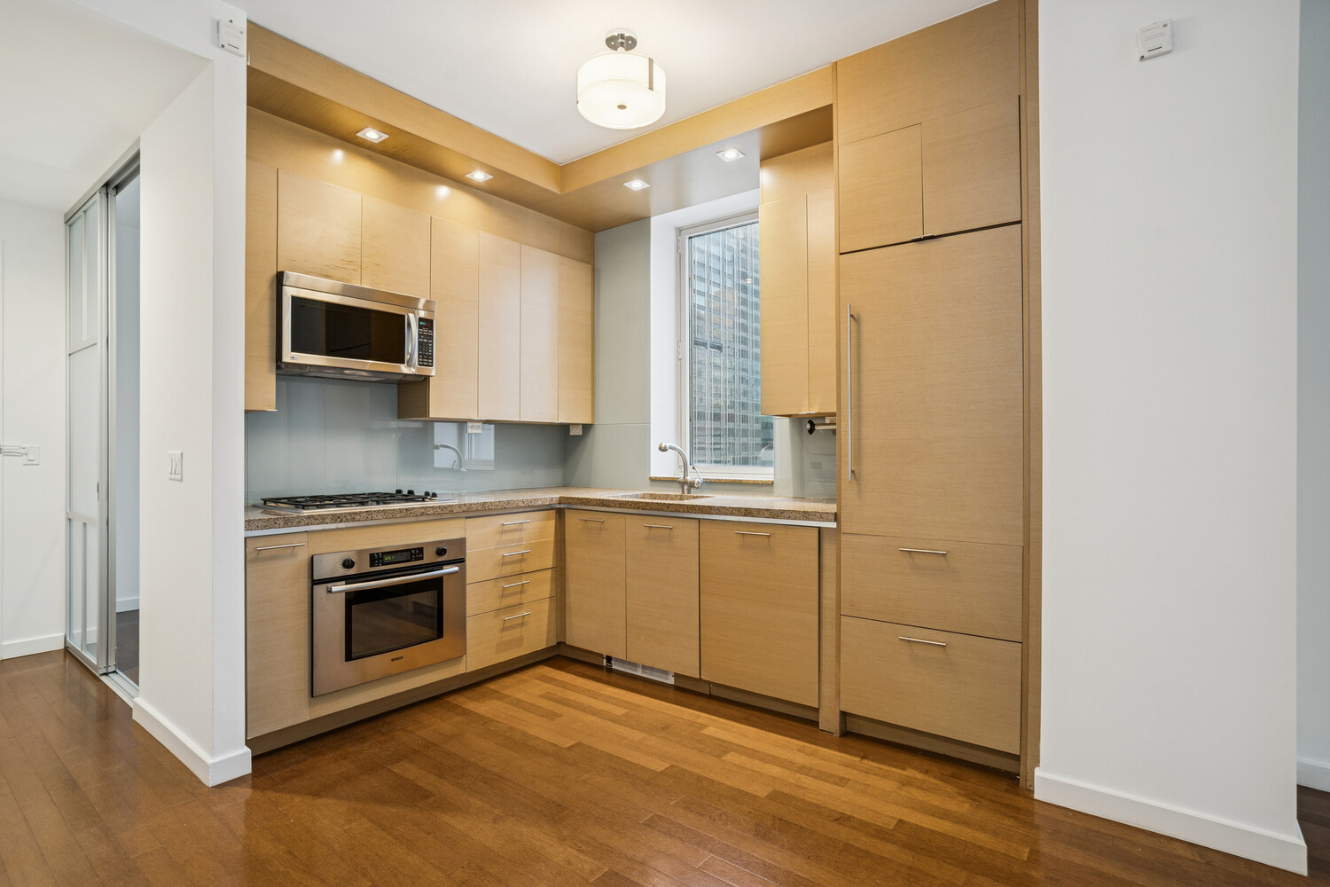 1600 Broadway, Unit 17A Manhattan, NY 10019 - Photo 8 of 15