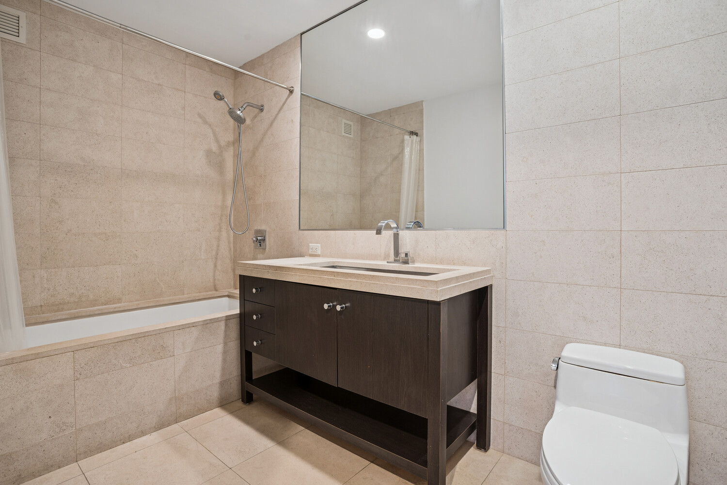 1600 Broadway, Unit 17A Manhattan, NY 10019 - Photo 9 of 15