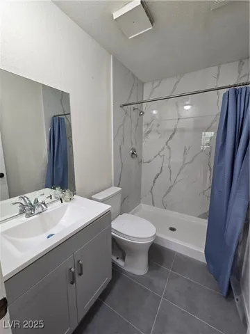 $1,200 | 5576 West Rochelle Avenue, Unit 11A, Las Vegas, NV 89103